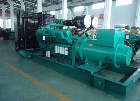 岱岳800kw康明斯柴油发电机组
